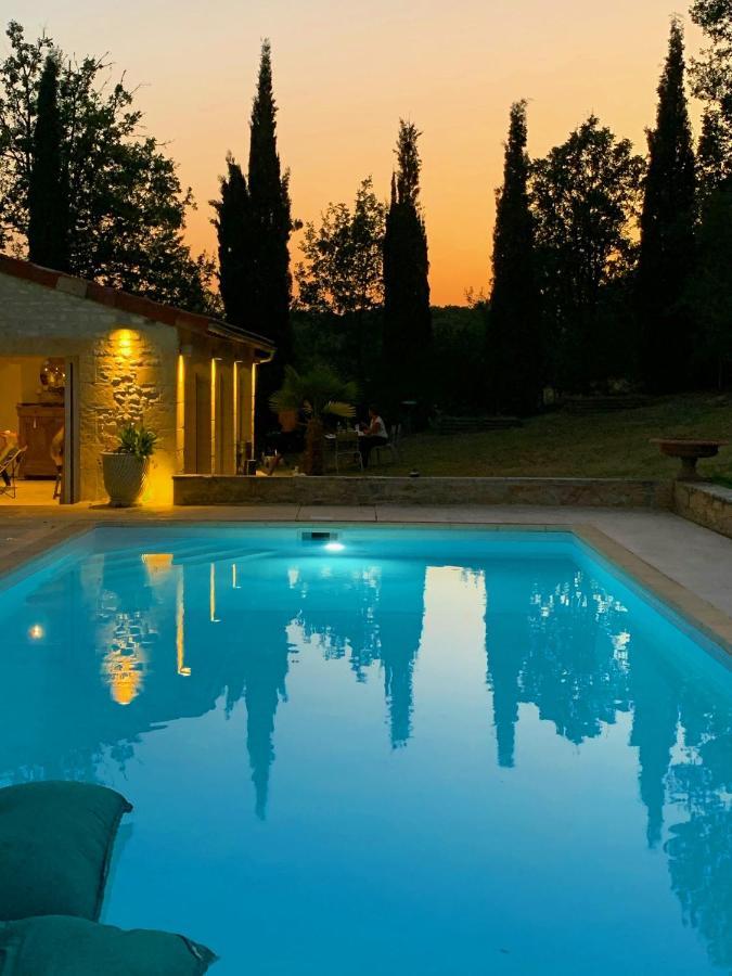 Gîtes Sibémol Simeyrols Exterior foto