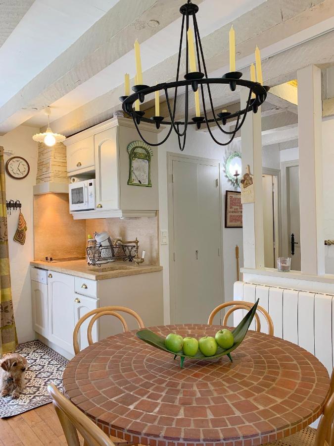 Gîtes Sibémol Simeyrols Exterior foto