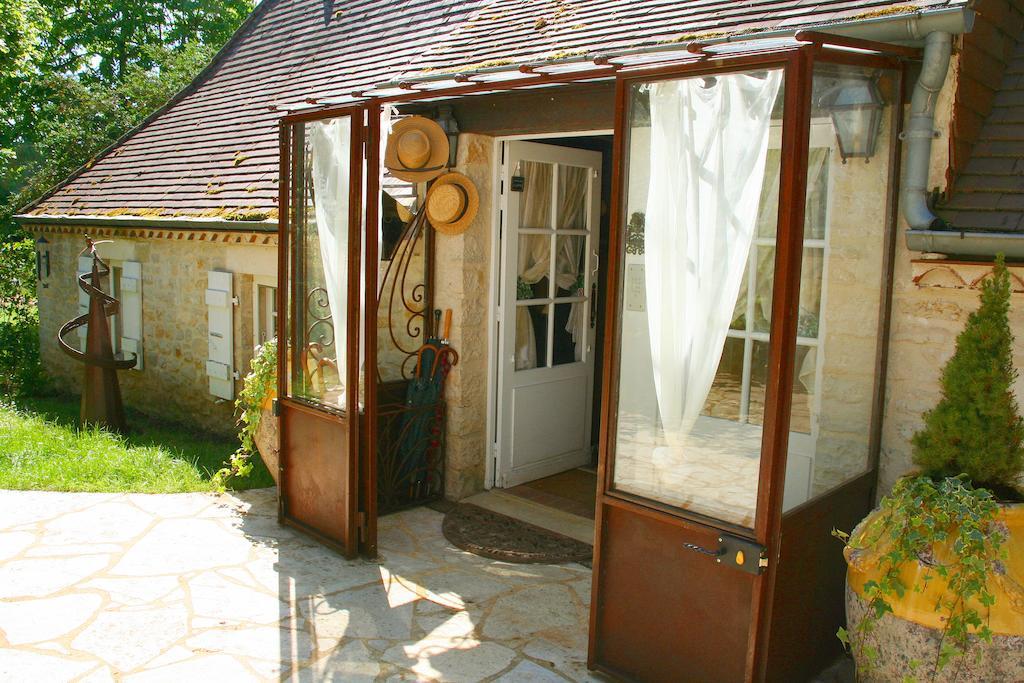 Gîtes Sibémol Simeyrols Quarto foto